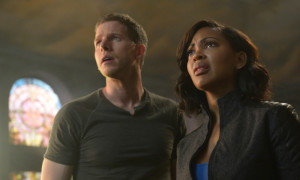 MINORITY REPORT: L-R: Dash (Stark Sands) and Det. Vega (Meagan Good) in the all-new “Hawk-Eye” episode of MINORITY REPORT airing Monday, Oct. 5 (9:00-10:00 PM ET/PT) on FOX. CR: FOX. © 2015 FOX Broadcasting.