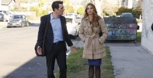 Modern-Family-season-5-episode-19-A-Hard-Jays-Night-Phil-Dunphy-Gloria-Pritchett-feature