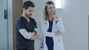 the resident vídeos posters