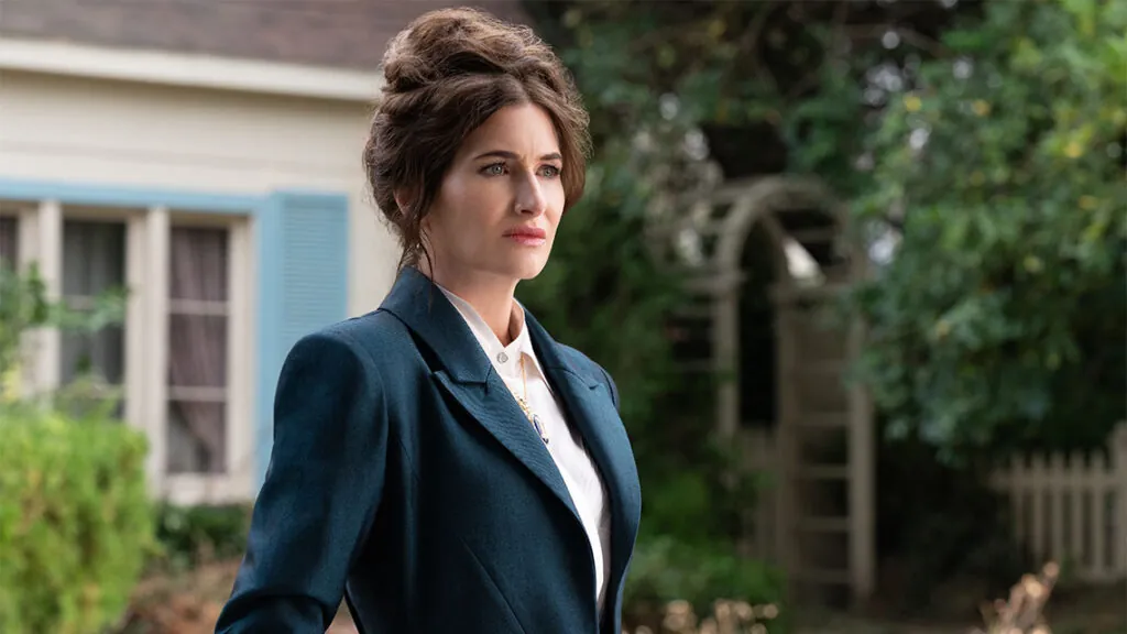 agatha all along Kathryn Hahn